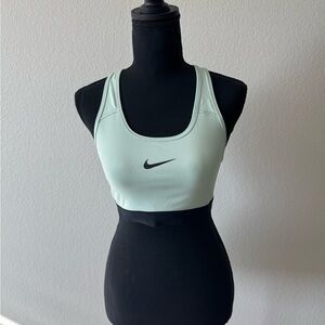 Nike Dri-FIT Mint Green Sports Bra Black Swoosh Women’s Activewear Size Medium